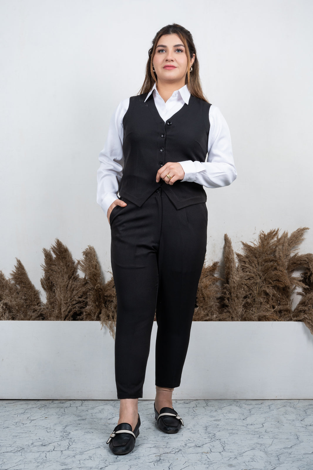 VISHIMA 3-Piece Elegant Waistcoat Suit | Black & White