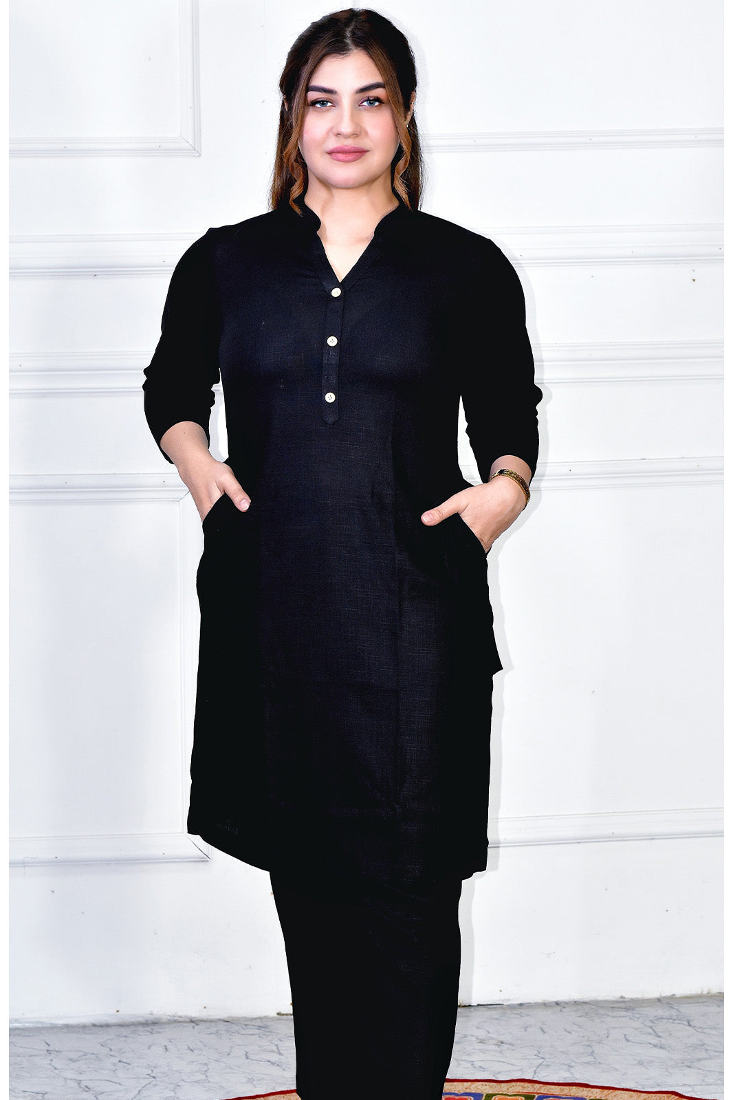 VISHIMA Cotton Linen Long Kurta | Black