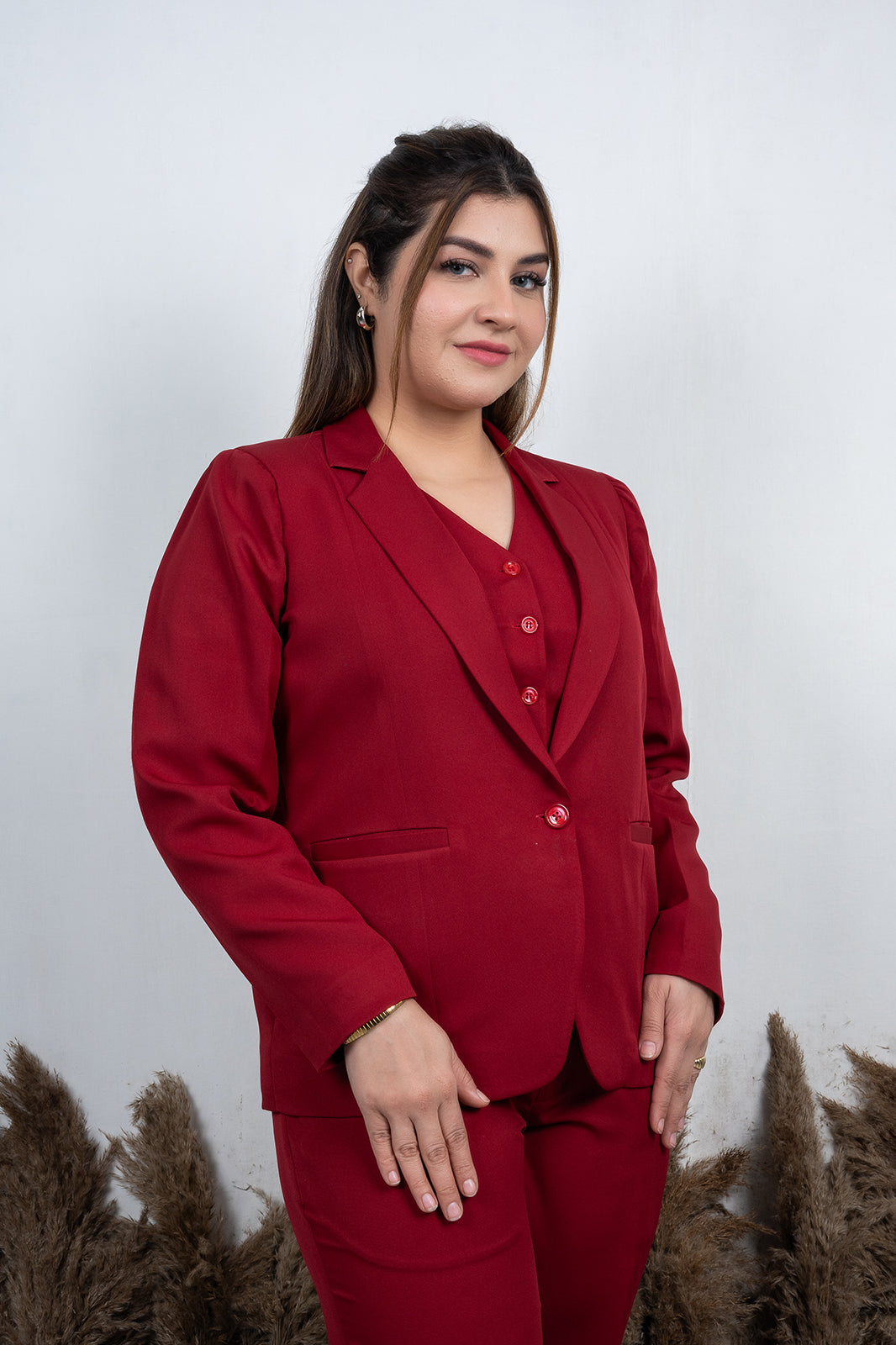 VISHIMA Red 2-piece Notched Lapel Single Breasted Blazer With Trouser In Stretchable Fabric